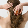 Щітка MANTA Kinks, Coils Curls Amber Orange — набуває форми долоні, стимулює ріст волосся — деталі