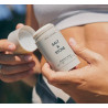 Натуральний дезодорант SALT STONE Natural Deodorant Santal Vetiver 75 г — зволоження гіалуроновою кислотою, захист від