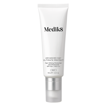 Крем сонцезахисний зволожувальний Medik8 Advanced Day Ultimate Protect SPF50+ PA++++ з фотоліазою та карнозином 50 мл — для