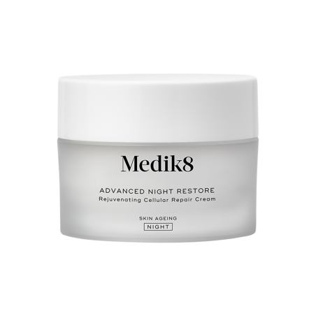 Крем нічний омолоджувальний мультикерамідний Medik8 Advanced Night Restore з пептидами та екстрактами ягід 50 мл — глибоке