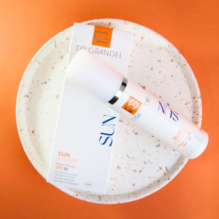 Флюїд сонцезахисний Dr. Grandel Sun Expert Face Fluid SPF30 50 мл — з ектоїном та гіалуроном, для чутливої шкіри — вигляд товару