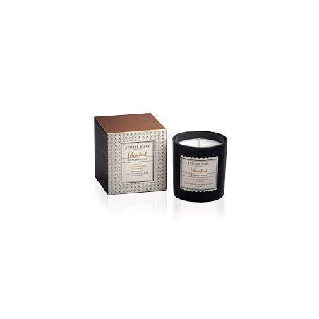 Аромасвічка Atelier Rebul Istanbul Scented Candle 210g — пряні спеції, благородна деревна основа, квіткова серцевина, атмосфера