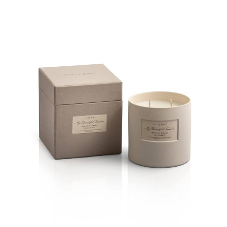 Аромасвічка Atelier Rebul Fresh Cut Fig Coconut Scented Candle 650g — свіжі ноти інжиру та солодкий кокос, розслаблюючий ефект,