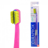 Ортодонтична зубна щітка Curaprox Ortho Ultrasoft з заглибленням для чищення брекет-систем (поліетилен) — фото 2