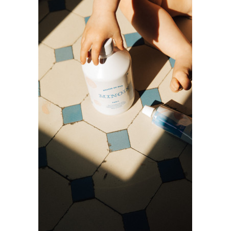 М'яка піна для ванни Minois Paris Very Gentle Cleansing Bubble Bath 500ml — для ніжної дитячої шкіри, делікатне очищення,