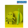 Дитяча зубна щітка Curaprox Kids Ultra Soft 4-12 років — захисний ковпачок, для дитячих рук, зроблено у Швейцарії — текстура