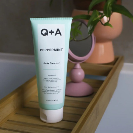 Q+A Peppermint Daily Cleanser 125ml — очищувальний гель для обличчя, м'яко очищує всі типи шкіри, екстракт перцевої м'яти та