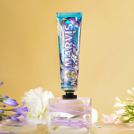 Професійна зубна паста з ароматом білих лілій та мяти Marvis Garden Collection Sinuous Lily 75ml — фото 2