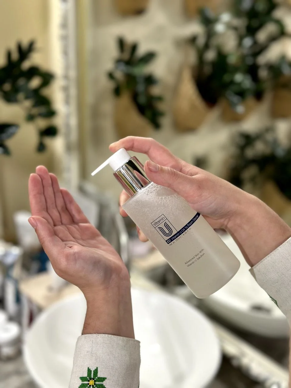 Гідрофільна олія та пінка CU SKIN для очищення шкіри — купити зі знижкою в Україні.