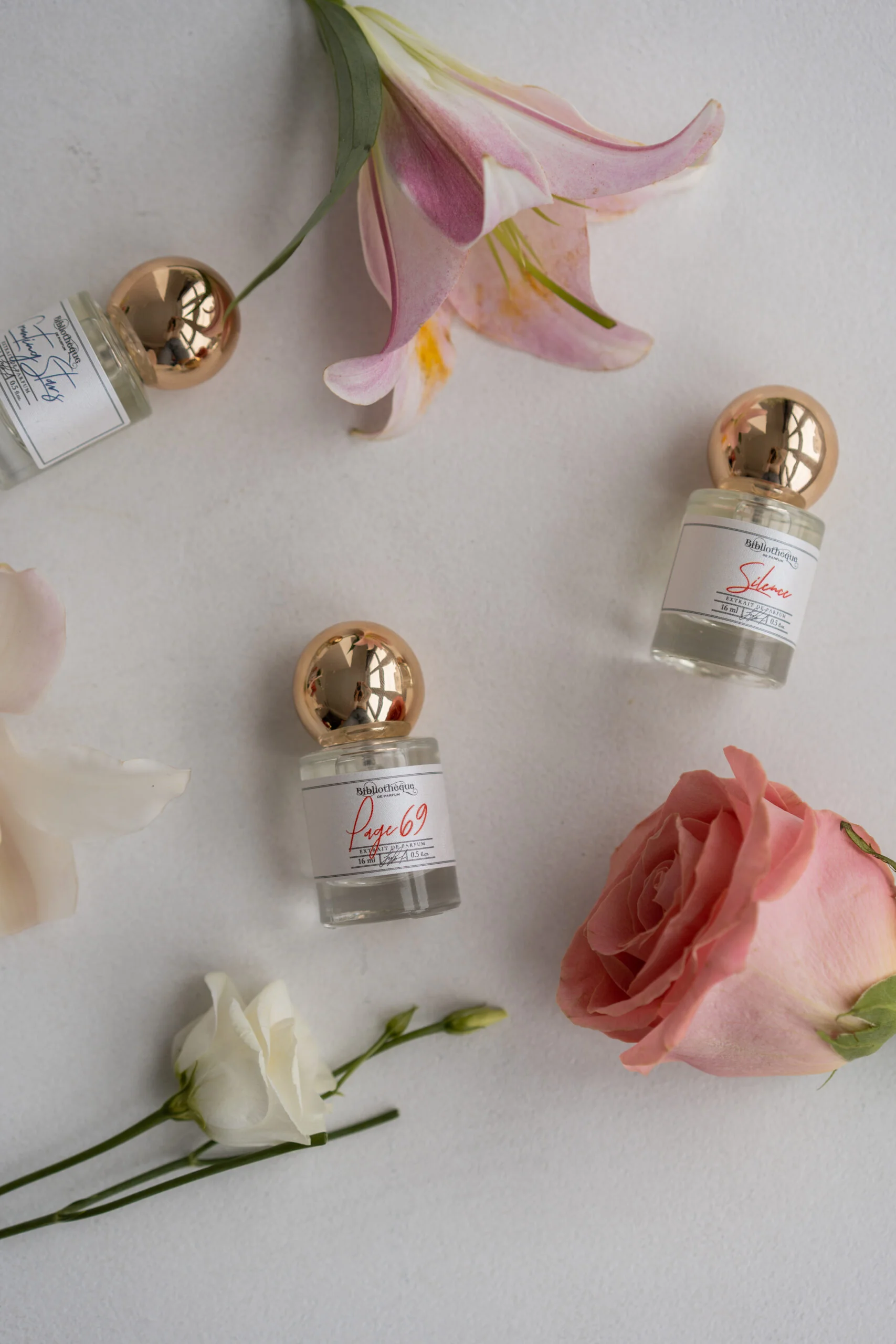 Колекція стійкої української парфумерії Bibliotheque de Parfum, створена з натуральних компонентів найвищої якості.