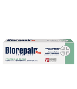 Зубна паста Професійний захист та відновлення з рідкою емаллю та захистом від карієсу Biorepair Plus protezione totale protection 75ml