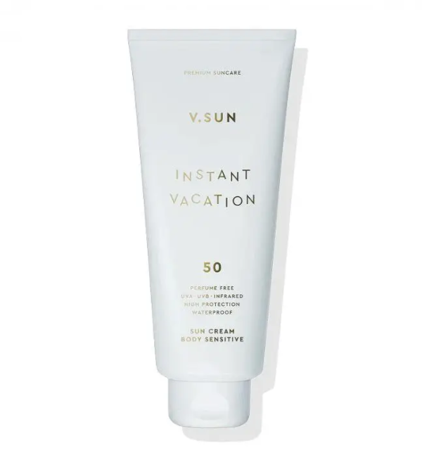 Водостійкий сонцезахисний крем для тіла преміум класу з еткоїном, SPF 50 та вітаміном Е VSUN Sun Cream Body Sensitive SPF 50 Perfume Free, 200ml