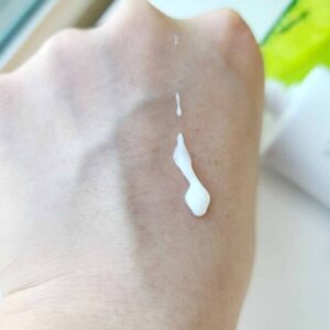 Гіпоалергенний сонцезахисний лосьйон на інноваційних стабільних фільтрах з ніацинамідом та ектоїном CU SKIN CLEAN-UP Blemish Sun Lotion SPF50+ PA++++ 60ml