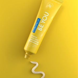 Професійна відбілююча зубна паста зі смаком грейпфруту і бергамоту, фтором та комплексом натуральних ферментів Curaprox Be You Grapefruit 60ml