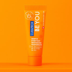 Професійна відбілююча зубна паста зі смаком персика і абрикосу, фтором та комплексом натуральних ферментів Curaprox Be You Peach 10ml