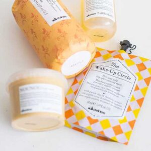 Маска-антистрес для волосся та шкіри голови з фіолетовою глиною та екстрактом Родіоли, гліцерином, олією жожоба Davines The Wake-Up Circle 50ml