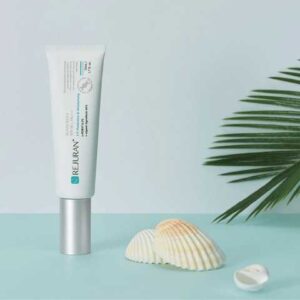 Сонцезахисний крем з полінуклеотидом c-PDRNЕ, оліями ши, жожоба, гранату, екстрактами ожини, алое вера, шовковиці REJURAN Sunscreen SPF 50+ PA+++ 50ml