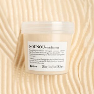 Живильний кондиціонер для пошкодженого та ламкого волосся з екстрактом томату, олією жожоба, мигдалю та лимонною кислотою Davines NOUNOU Сonditioner 250ml