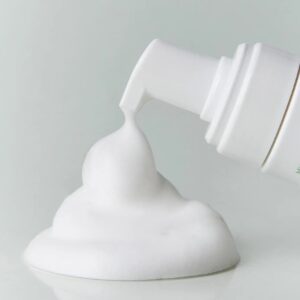 Очищувальна пінка з полином, олією лімнантесу білого, екстрактами абрикосу, баклажану, кориці, імбиру та вівса Arocell Mugwort Whipped Cleanser 150ml