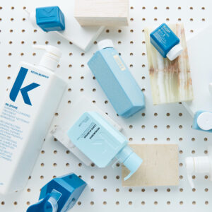 Незмивний догляд для реконструкції пошкодженого волосся з олією жожоба, протеїном зеленого горошку, екстрактом бамбука Kevin Murphy Leave-In.Repair 200ml