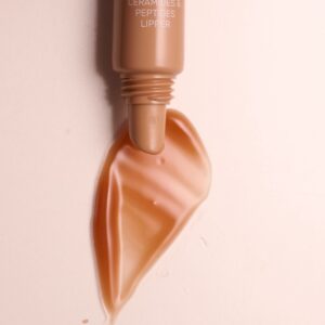 Блиск для губ бежевий з ароматом лате LIPSS Latte Ceramides Peptides Lipper 8ml