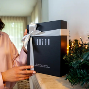 Подарунковий набір (піна для душу 200мл, скраб для тіла 125гр, лосьйон для тіла 40мл, гель для душу 40мл) JANZEN Body-S Skin 90