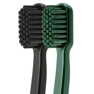 Набір з 2 м’яких зубних щіток Базель (Green and Black) виготовлених з CUREN, якіснішої та довговічнішої альтернативи нейлону Swiss Smile British Racing