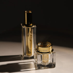 Антивікова сироватка на основі діамантового колоїду з пептидом, ніацинамідом, комплексом із чотирьох грибів, вітаміном С Newland All Nature Airfrais Dia Energy Ampule 100 ml