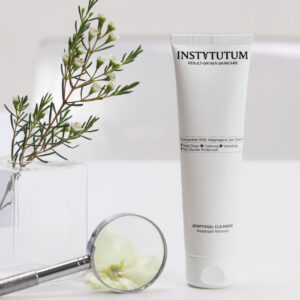Очищувальний гель для вмивання з адаптогенами (рейші, корінь женьшеню), екстрактами алое вера, кори верби, олією авокадо Instytutum Adaptogel Cleanser 100ml