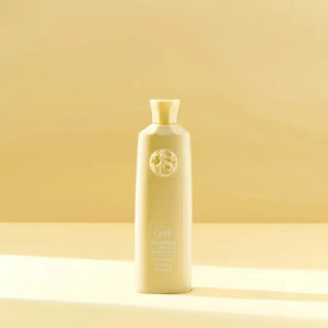 Сироватка для інтенсивн. відновлення та живлення волосся Алхімія краси з екстрактами насіння бавовни, чіа, зеленого чаю, фітоцерамідами Oribe Hair Alchemy Fortifying Treatment Serum 175ml