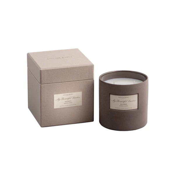Аромасвічка Atelier Rebul Wild Berries Scented Candle 650g